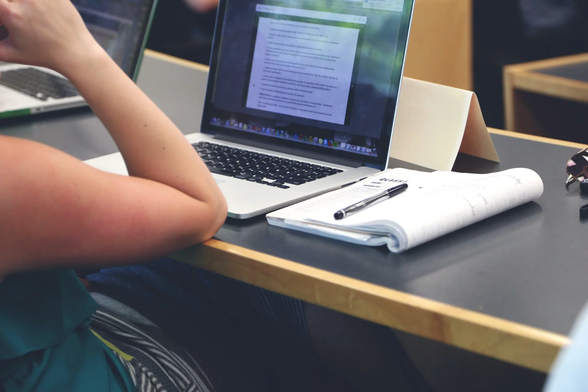 pexels-startup-stock-photos-7102.jpg.webp